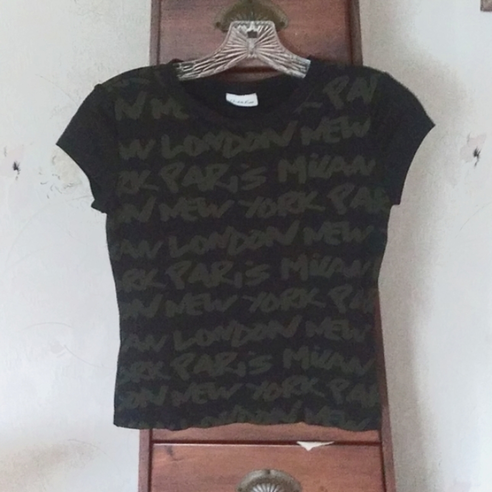 Charlotte Russe "New York, Paris, Milan, London" Tee Sz S